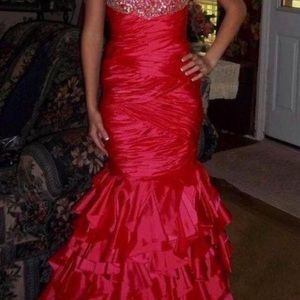 size 4 WOW brand. Worn once